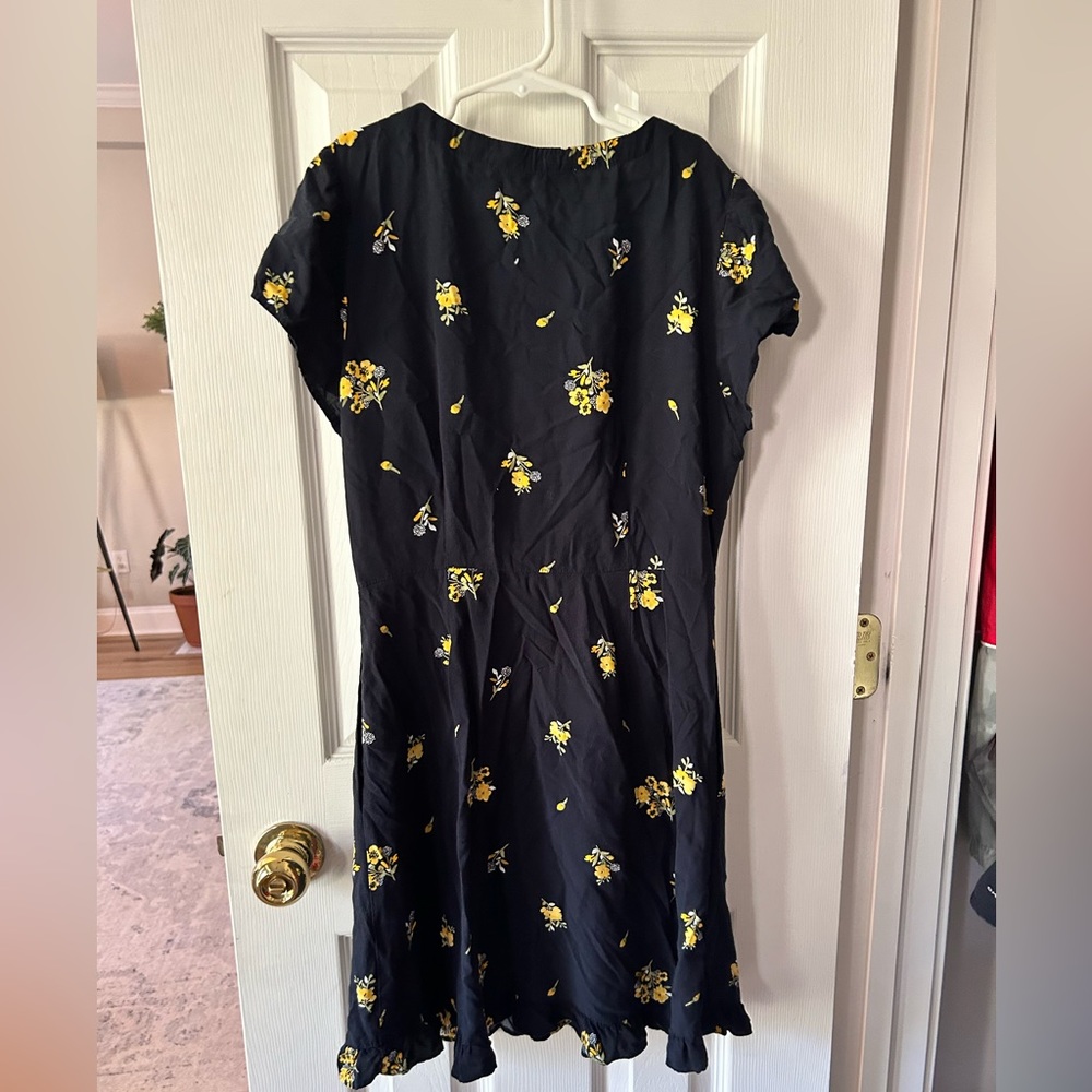 Loft navy floral mini dress, size 2P